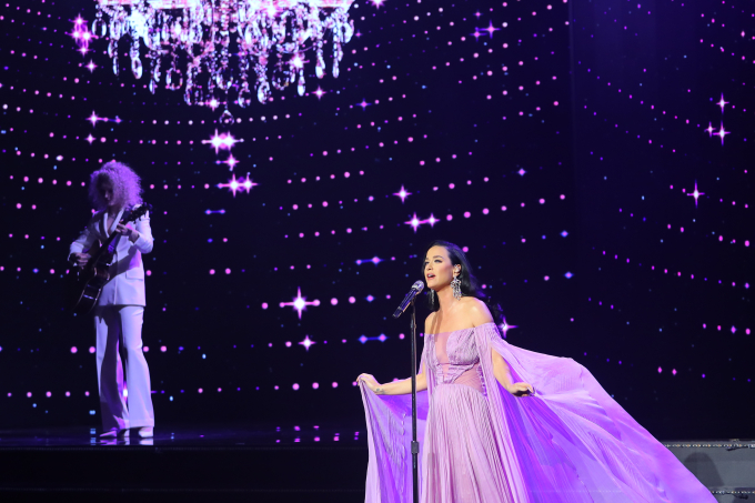  Nữ ca sĩ mang đến sân khấu VinFuture nhiều bản hit đình đám