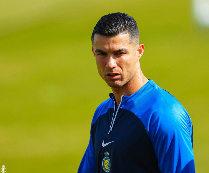 Ronaldo trong buổi tập mới nhất của Al Nassr