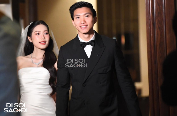 Đám cưới Đoàn Văn Hậu và Doãn Hải My được netizen khen ngợi hết lời