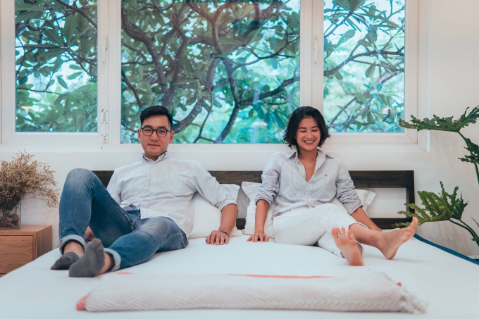 Thuỳ Trang cùng cộng sự sáng lập công ty chuyên chăm sóc giấc ngủ cho người Việt