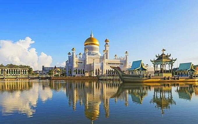 Hoàng tộc của “Hoàng tử tỷ đô Brunei” giàu có cỡ nào? Không phải cung điện vàng ròng, độ xa hoa vượt rất xa hình dung của người thường