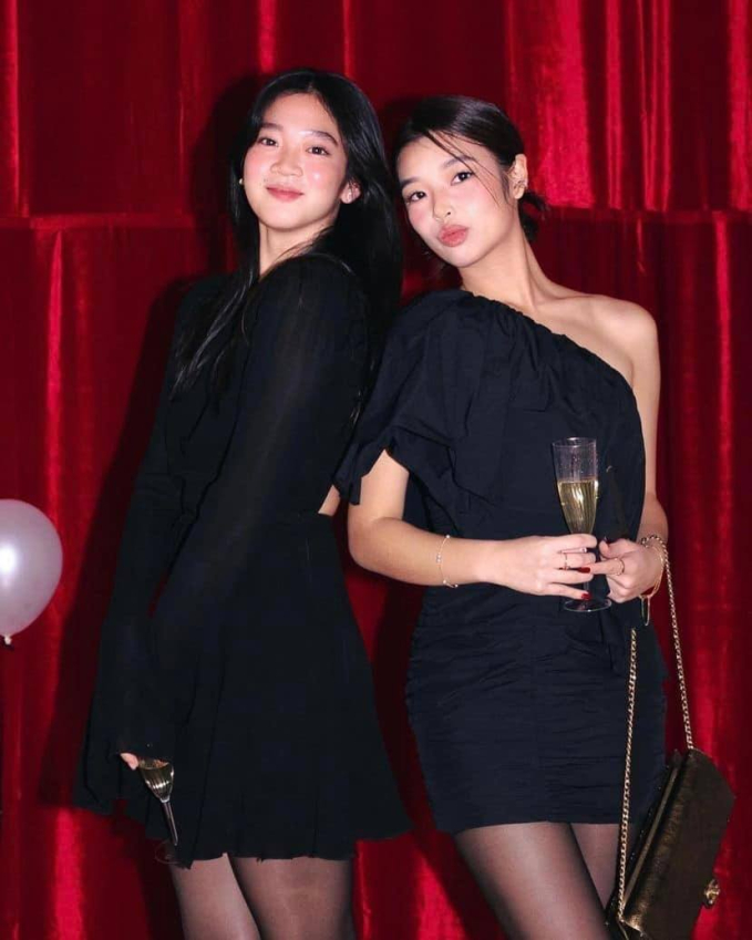 Bức ảnh chụp Lee Won-ju và bạn trong bữa tiệc đón năm mới của con nhà tài phiệt Hàn Quốc