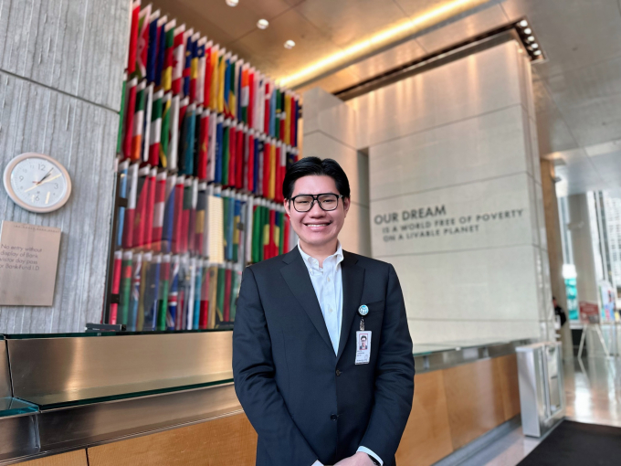 Đông Hải hiện là ứng viên thạc sĩ khoa học đối ngoại và có kinh nghiệm làm tư vấn tại Ngân hàng Thế giới trong mảng phát triển bền vững
