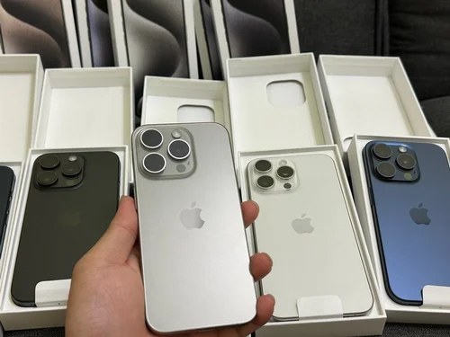 iPhone 15 Pro Max dẫn đầu trong doanh số của Apple đầu năm 2024