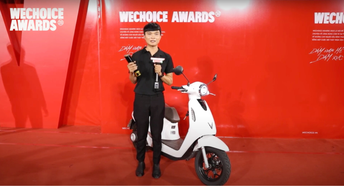 Đại diện Sài Gòn Xanh - Z-Project - Dự Án Trẻ Vì Cộng Đồng của WeChoice Awards 2023