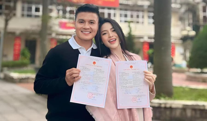 Quang Hải và Chu Thanh Huyền đã đăng kí kết hôn