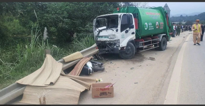 Tai nạn giao thông trên cao tốc Nội Bài - Lào Cai khiến 4 người tử vong