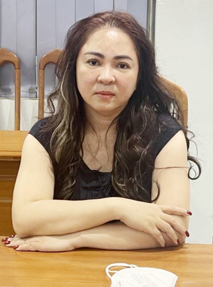 Bà Phương Hằng bị tuyên phạt 3 năm tù giam trong phiên xét xử sơ thẩm