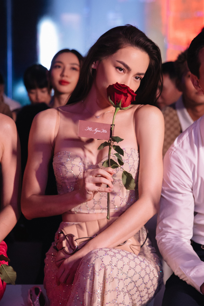 Hồ Ngọc Hà chính thức trở thành gương mặt đại diện cho chiến dịch Gucci Ancora tại Việt Nam