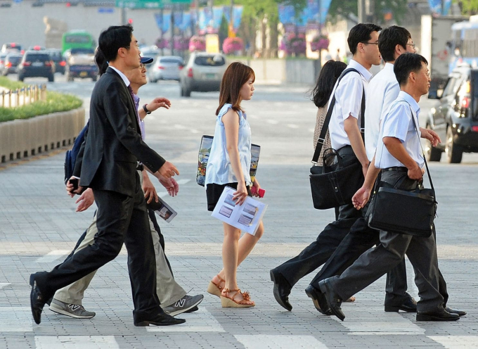 Kinh tế Hàn Quốc sẽ phát triển chậm lại nếu không bổ sung gần 900.000 nhân lực vào năm 2032
