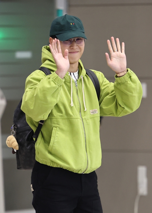 Lee Kang-in đã trở lại hội quân cùng tuyển Hàn Quốc vào chiều 19/3