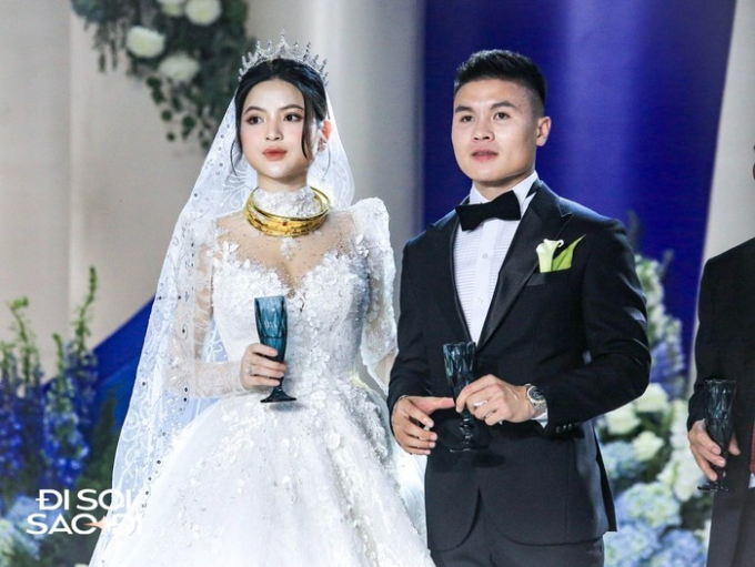 Đôi môi của Chu Thanh Huyền bất ngờ trở thành đề tài thảo luận sau đám cưới