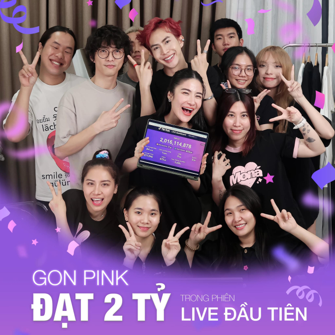Dù có kinh tế ổn định, Gon Pink vẫn livestream bán hàng