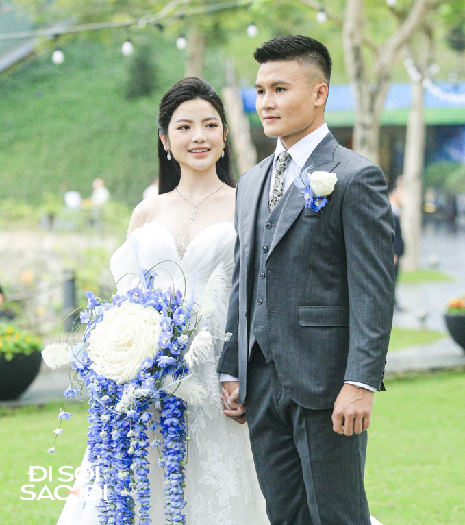 Chu Thanh Huyền gây chú ý với visual xinh đẹp, đóa hoa cưới cầm tay là điểm nhấn 