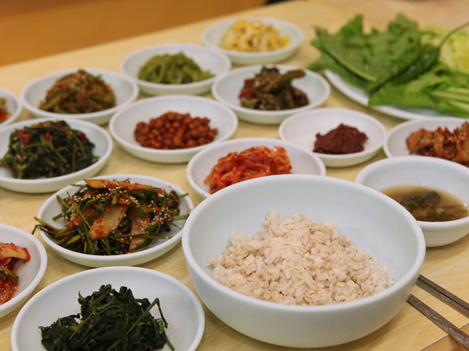 Công thức trường thọ bí mật của vị vua sống lâu nhất triều Joseon Hàn Quốc, nhất định phải thêm một thứ vào cơm để ngừa bệnh tật
