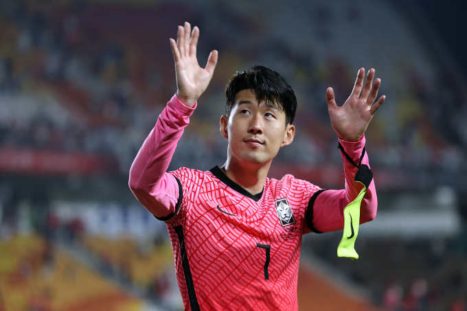 Son Heung-min là đội trưởng tuyển Hàn Quốc và CLB Tottenham