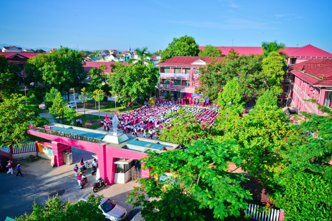 Trường THPT chuyên Lê Quý Đôn - Quảng Trị