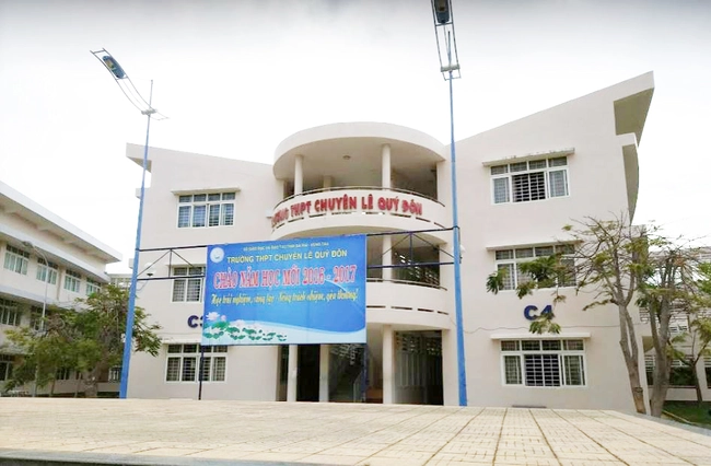 Trường THPT chuyên Lê Quý Đôn - Bà Rịa - Vũng Tàu
