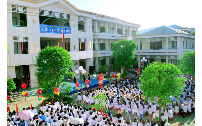 Trường THPT chuyên Lê Quý Đôn - Bình Định
