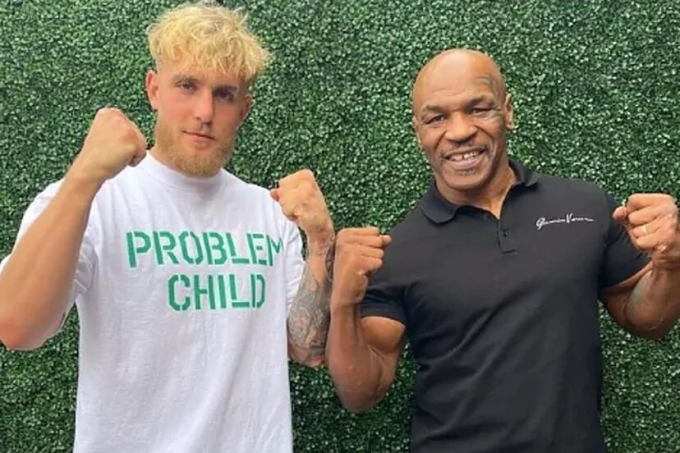 Mike Tyson kiếm khoảng 20 triệu USD cho cuộc đối đầu này. Số tiền Jake Paul bỏ túi chưa được tiết lộ