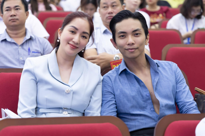 Vợ chồng Khánh Thi - Phan Hiển 
