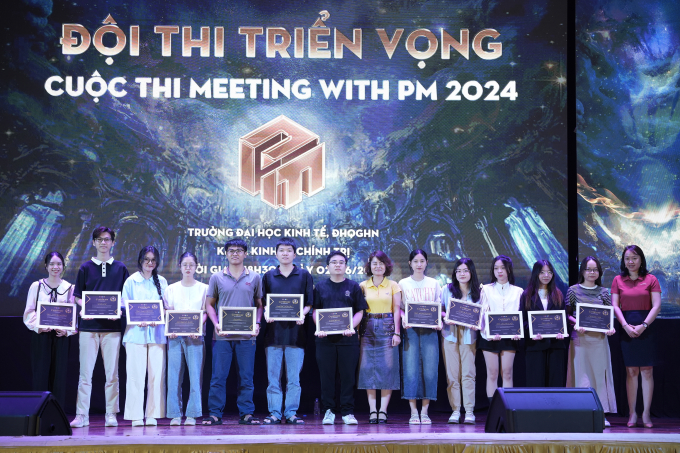 Chung kết Meeting with PM 2024: Khi các bạn trẻ hóa thân thành 