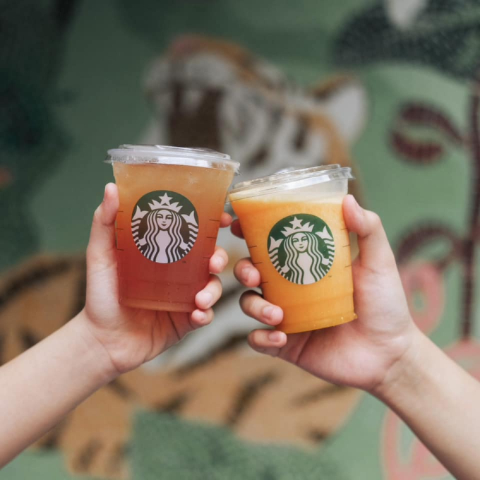 Starbucks là chuỗi cà phê đi tiên phong trong việc không chấp nhận thanh toán bằng tiền mặt (Ảnh minh hoạ)