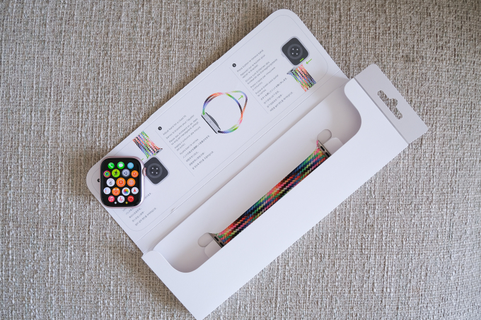 Mê mẩn với Apple Watch Pride Edition 2024: Rực rỡ sắc màu và đầy cảm xúc!