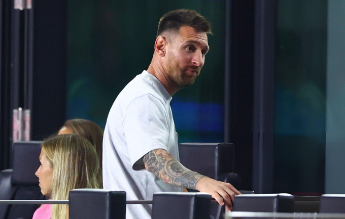 Messi có mặt tại sân để xem Inter Miami thi đấu vào sáng 18/7