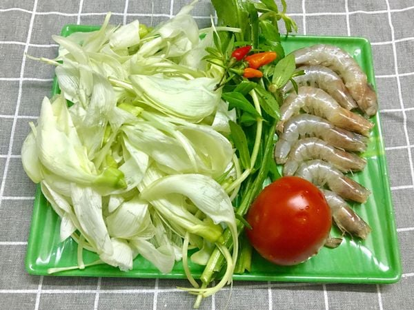 Bên trong hộp cơm đi làm của phu nhân hào môn Tăng Thanh Hà: Đơn giản đến bất ngờ, toàn món quen thuộc của miền Tây