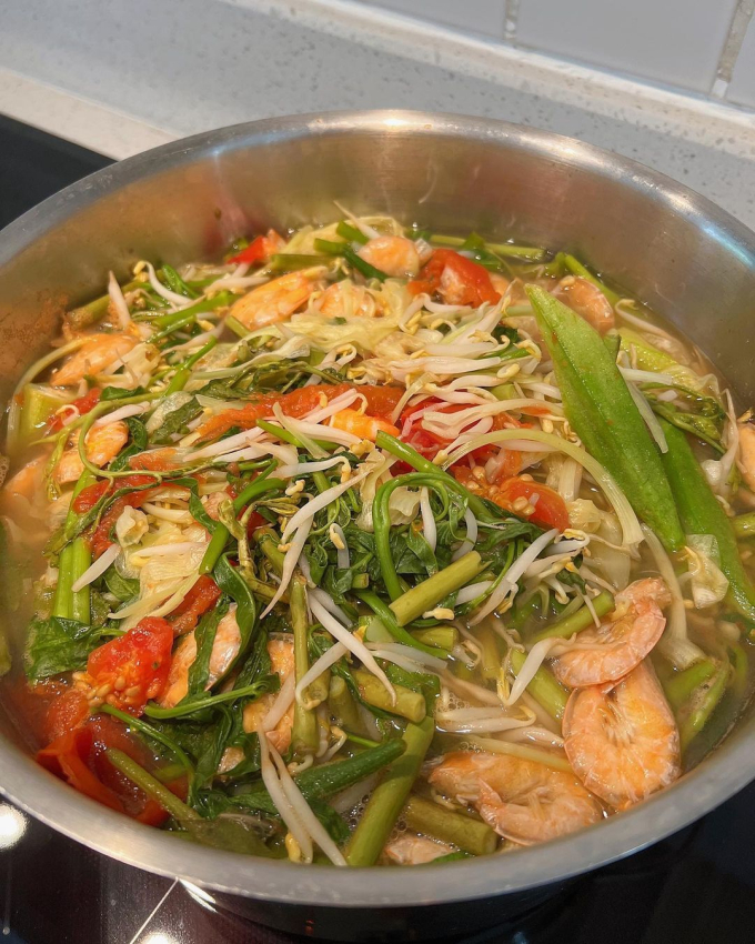 Bên trong hộp cơm đi làm của phu nhân hào môn Tăng Thanh Hà: Đơn giản đến bất ngờ, toàn món quen thuộc của miền Tây