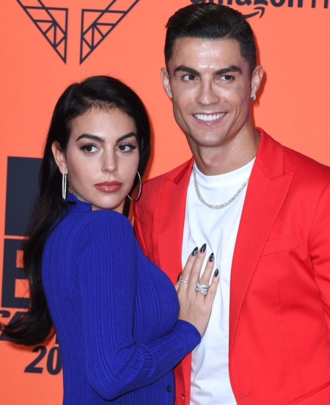 Ronaldo và Georgina đã bên nhau 8 năm