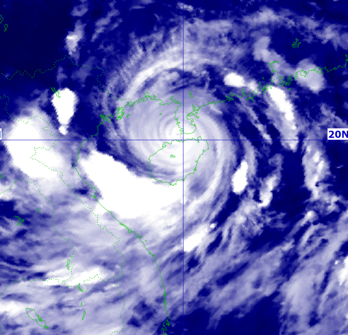 Ảnh chụp vệ tinh bão số 3 lúc 20h ngày 6/9. (Nguồn: NCHMF)