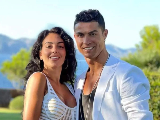 Georgina đã bên Ronaldo được 8 năm