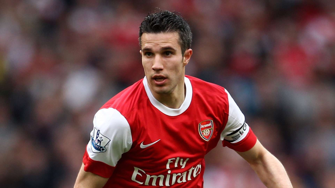 Van Persie từng là đội trưởng tại Arsenal