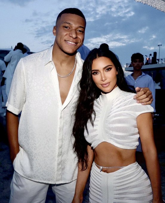 Mbappe chụp cùng người đẹp Kim Kardashian