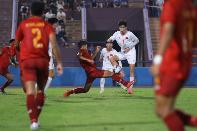 Phút 88, tiền đạo vào sân thay người Trần Gia Bảo ấn định chiến thắng 2-0 cho U17 Việt Nam trước U17 Myanmar