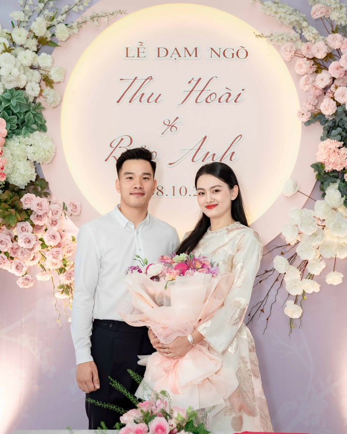 Thu Hoài và chồng sắp cưới