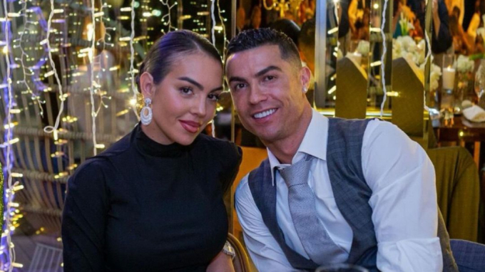 Ronaldo và Georgina đã bên nhau được 8 năm