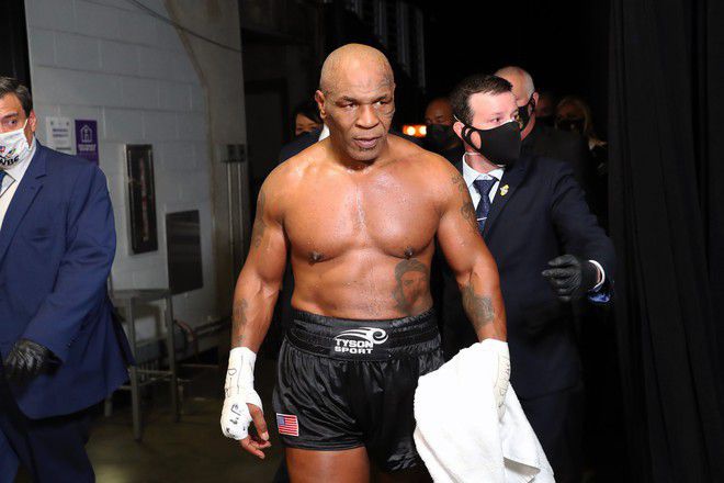 Học được gì về tiền nong từ Mike Tyson - từng kiếm 10.000 tỷ nhưng vỡ nợ, phải tuyên bố phá sản?