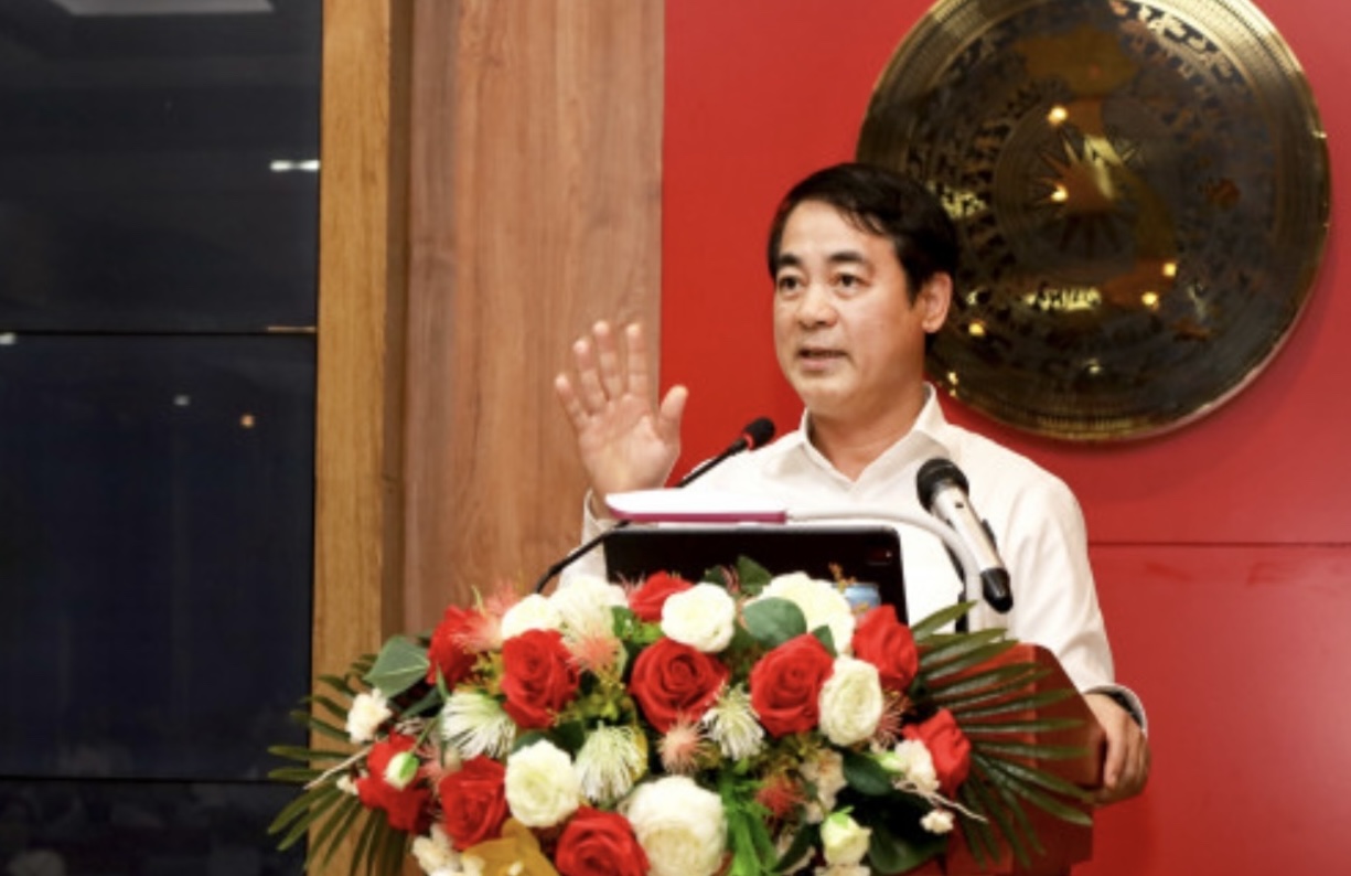 Bí thư Tỉnh Uỷ Khánh Hoà Nghiêm Xuân Thành phát biểu quán triệt những nội dung hội nghị