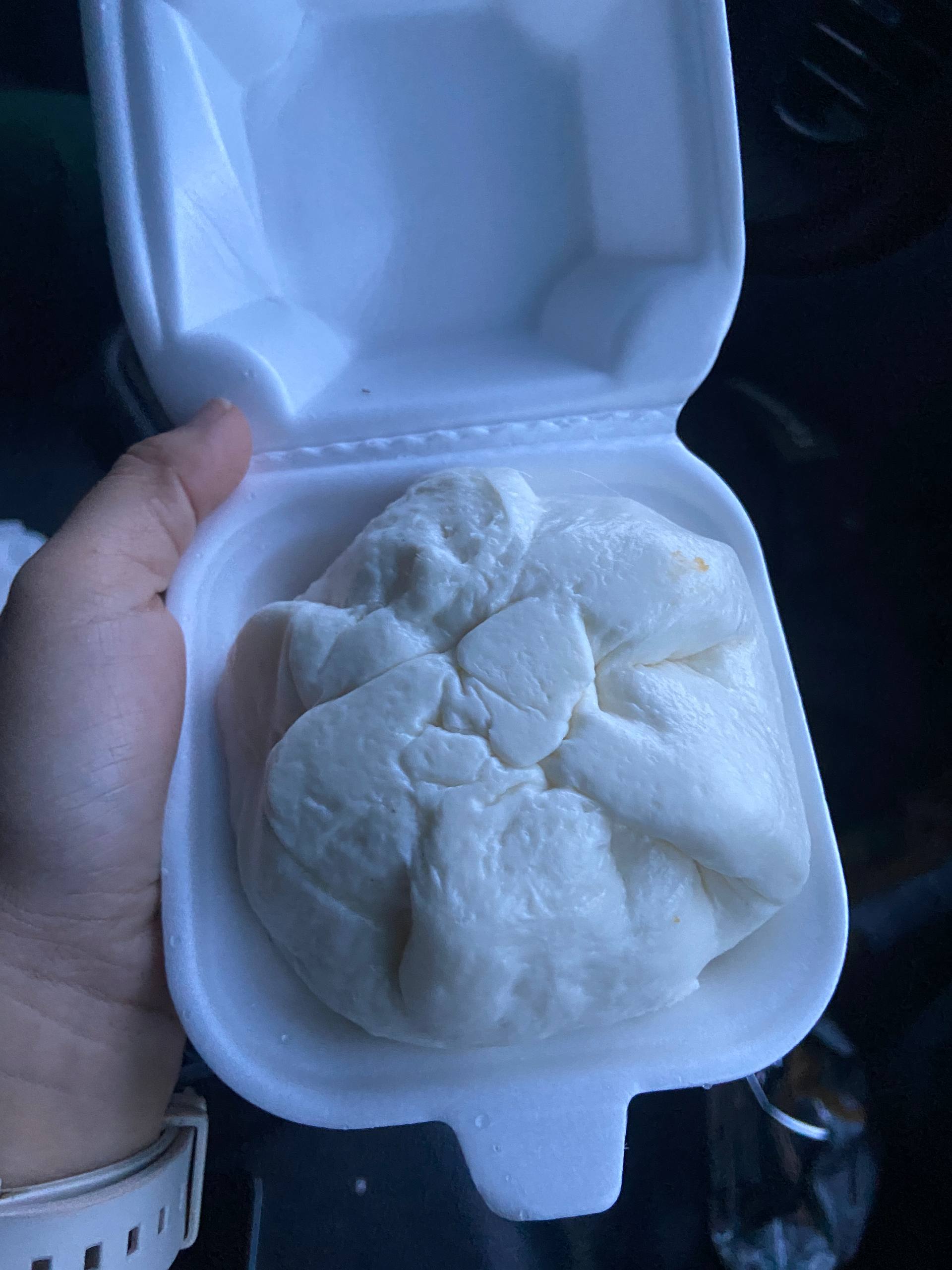 Những bữa ăn nhận từ cửa xe đặc biệt nhất cuộc đời