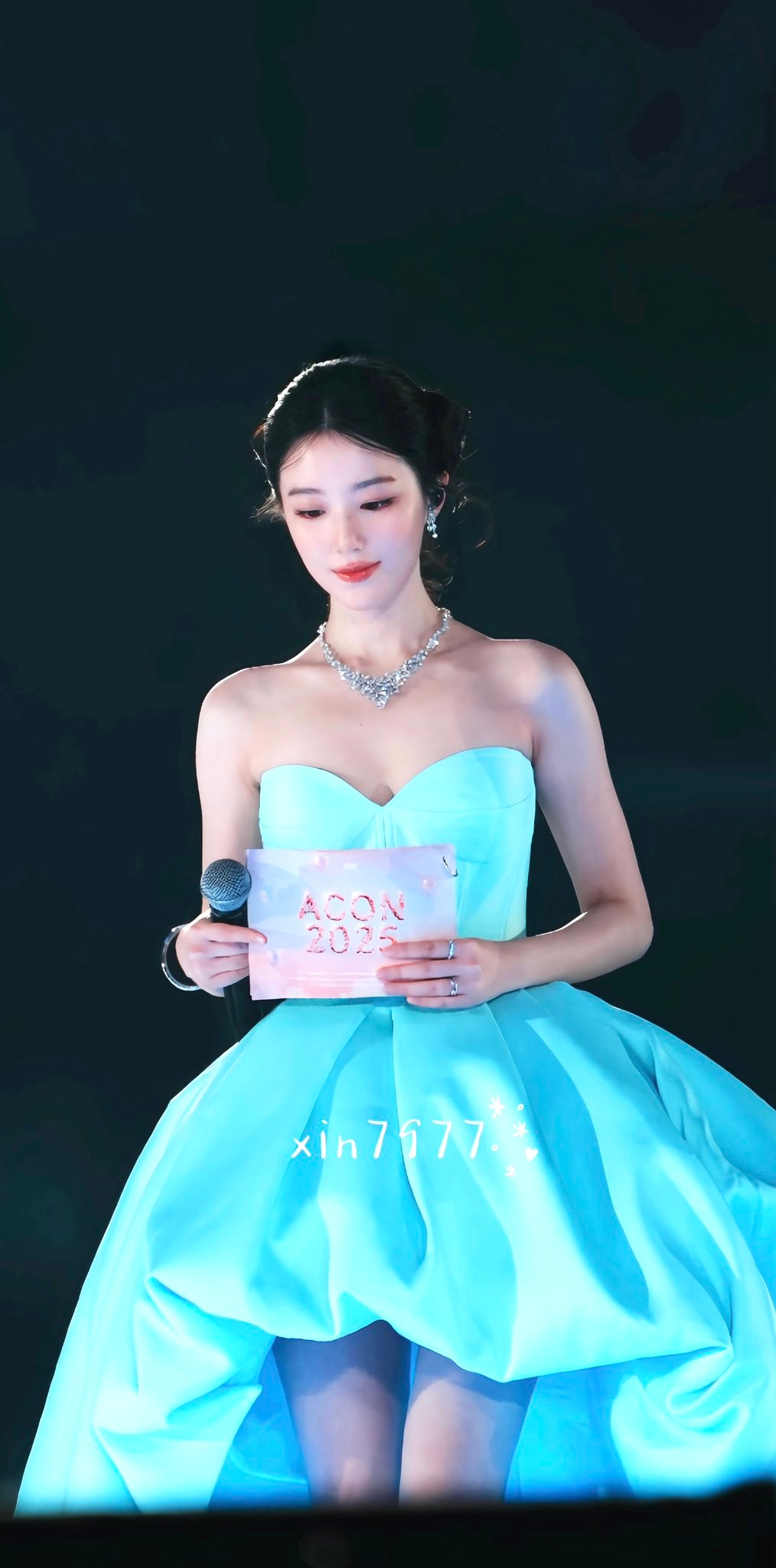 Tạo hình được netizen Trung Quốc chấm 100 điểm 