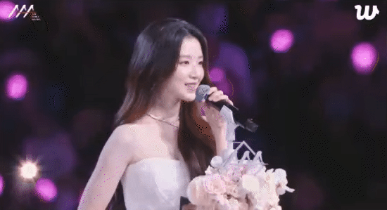 Visual gây sốt diện rộng 