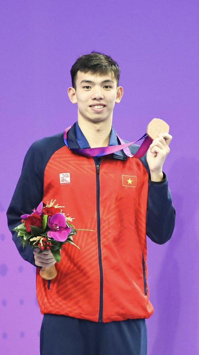 Huy Hoàng