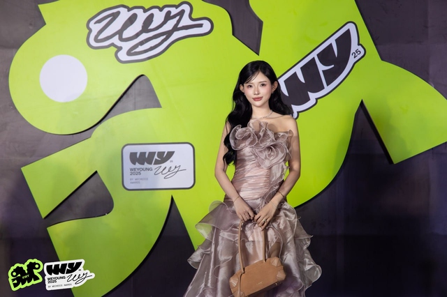 Quyên Qui, Em Kim pickleball, Nàng Mơ lên đồ nét căng, cam thường không dìm nổi