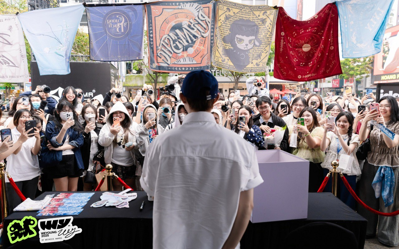 CONGB cùng với fan