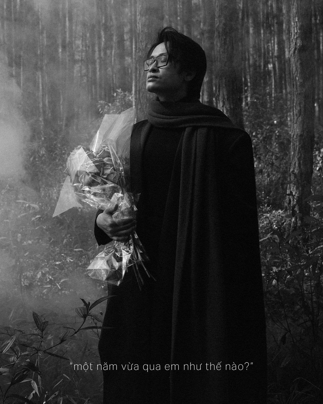 Ra mắt trong thời điểm vừa khép lại một năm 2025 nhiều biến động, Một Năm Qua không chỉ là cuộc đối thoại với một mối tình vừa cũ, mà còn như một lần đối diện với những điều tưởng chừng như không thể nhắc đến của chính mình