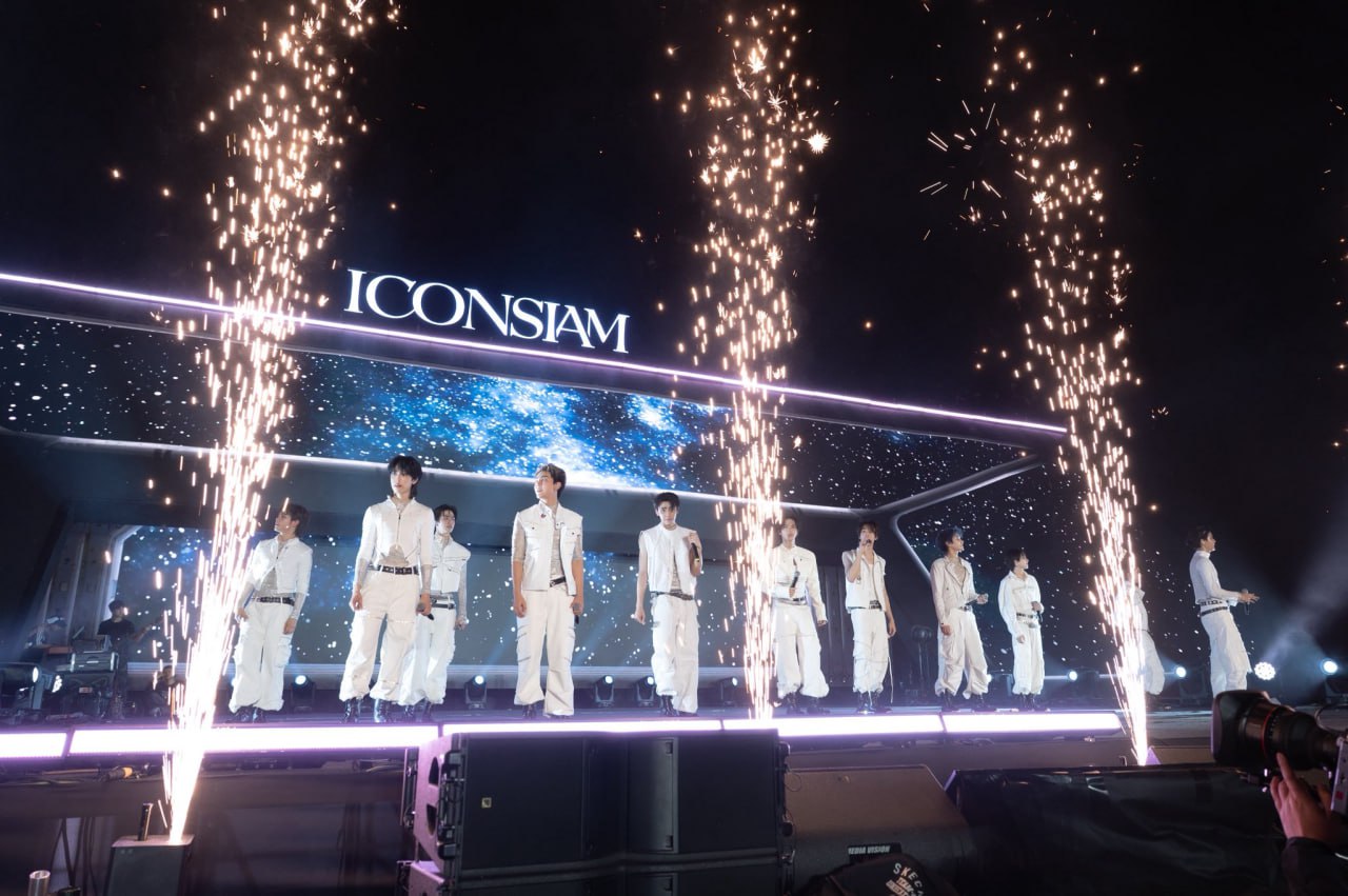 và cả BUS là những đại diện idol thế hệ mới của châu Á 