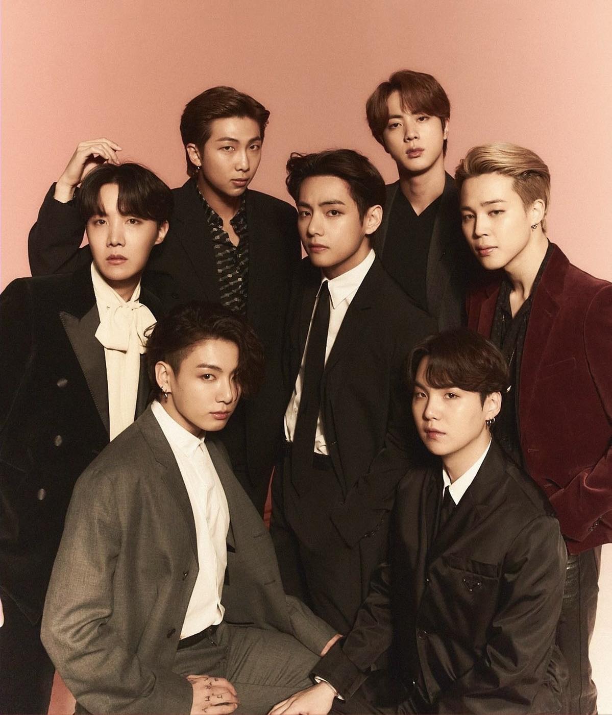 Với fandom vững mạnh toàn cầu, BTS hứa hẹn lấy lại